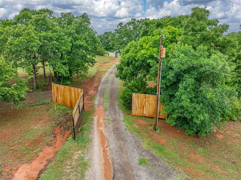 Photo 4 — 16215 Kasey Drive, Norman, OK 73026