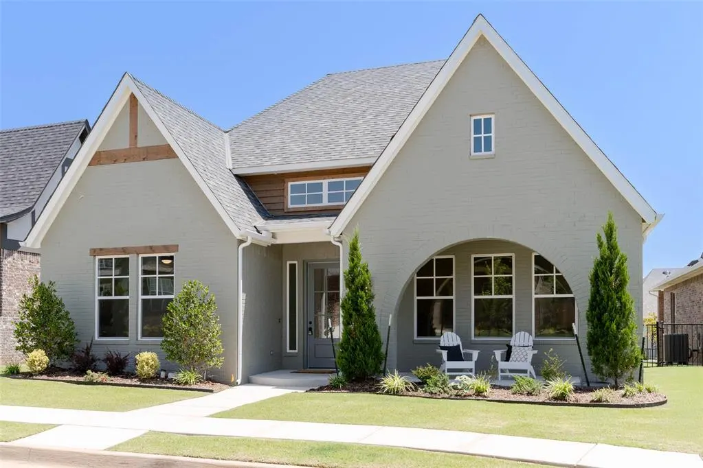 Photo 2 — 1708 Paseo Place, Edmond, OK 73034