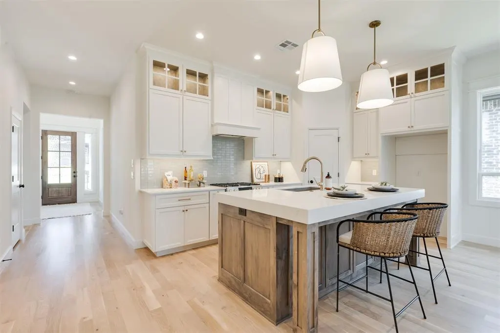 Photo 4 — 1708 Paseo Place, Edmond, OK 73034