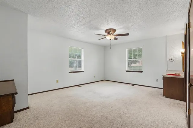 Photo 7 — 500 SW 164th Street, Oklahoma City, OK 73170