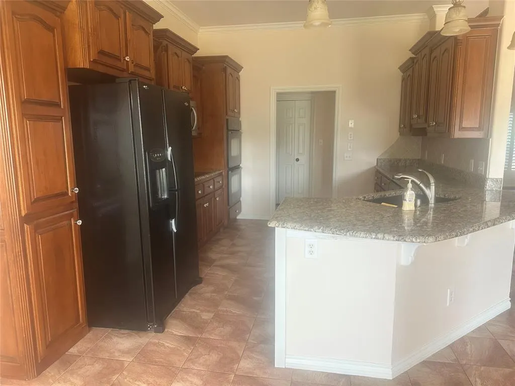Photo 10 — 11824 Bellhurst Avenue, Oklahoma City, OK 73162