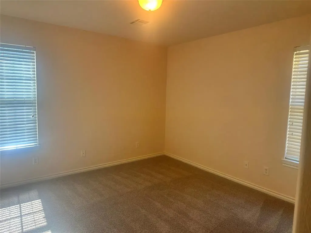 Photo 21 — 11824 Bellhurst Avenue, Oklahoma City, OK 73162