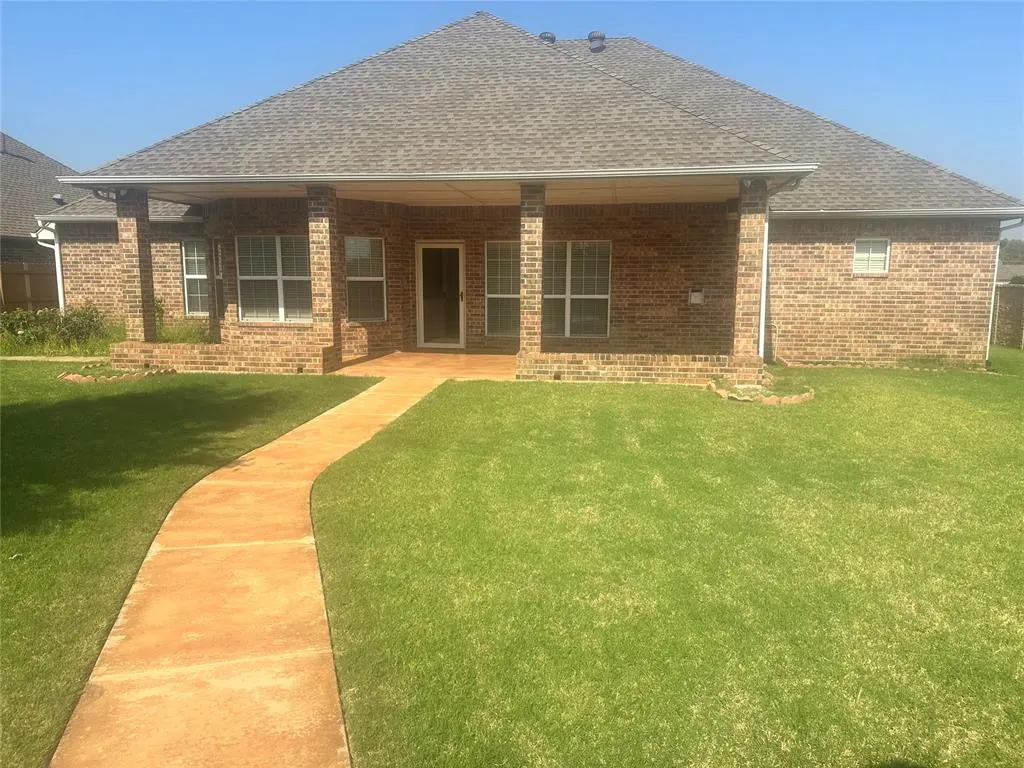 Photo 39 — 11824 Bellhurst Avenue, Oklahoma City, OK 73162