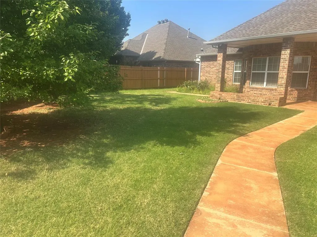 Photo 41 — 11824 Bellhurst Avenue, Oklahoma City, OK 73162