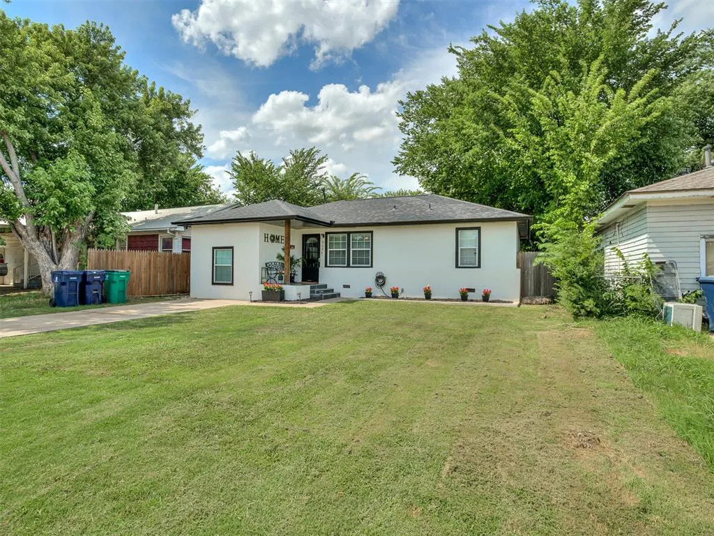 Front exterior — 929 SW 52nd Street, Oklahoma City, OK 73109