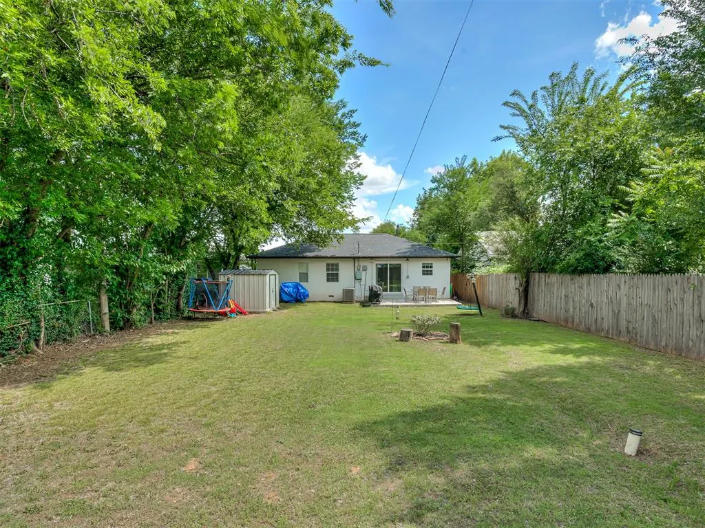 Photo 25 — 929 SW 52nd Street, Oklahoma City, OK 73109