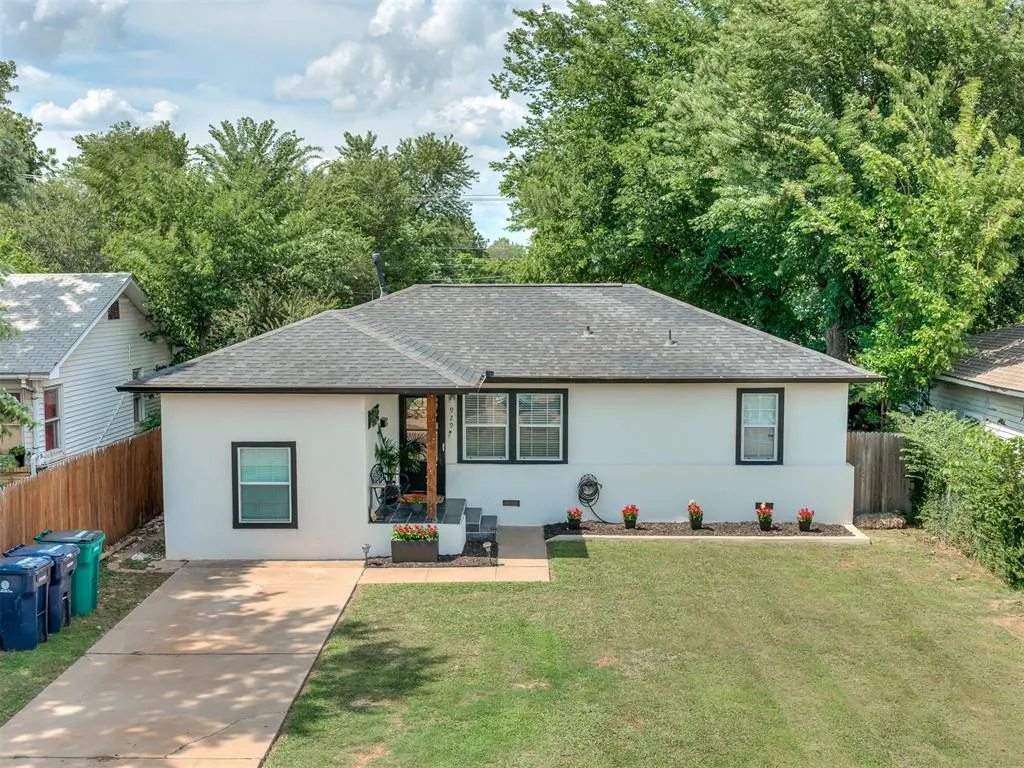 Photo 4 — 929 SW 52nd Street, Oklahoma City, OK 73109