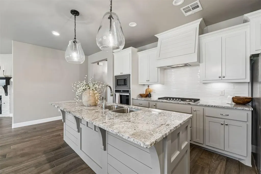 Photo 10 — 8209 NW 151st Terrace, Edmond, OK 73013