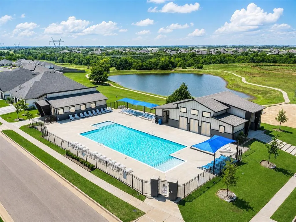 Photo 34 — 8209 NW 151st Terrace, Edmond, OK 73013