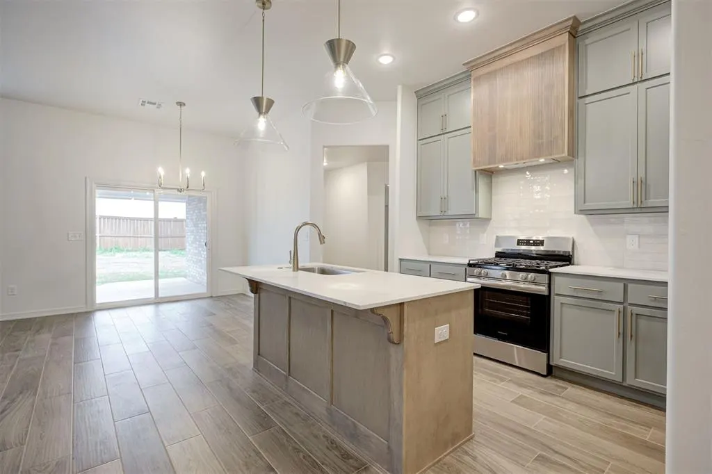 Photo 12 — 12017 NW 121st Circle, Yukon, OK 73099
