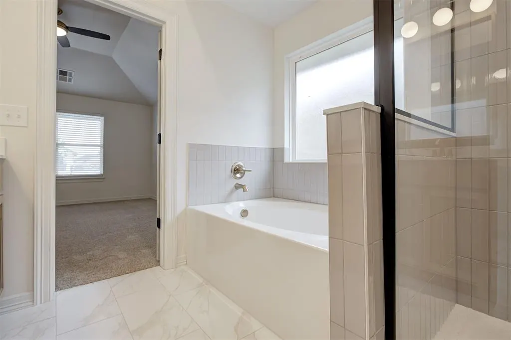 Photo 28 — 12017 NW 121st Circle, Yukon, OK 73099
