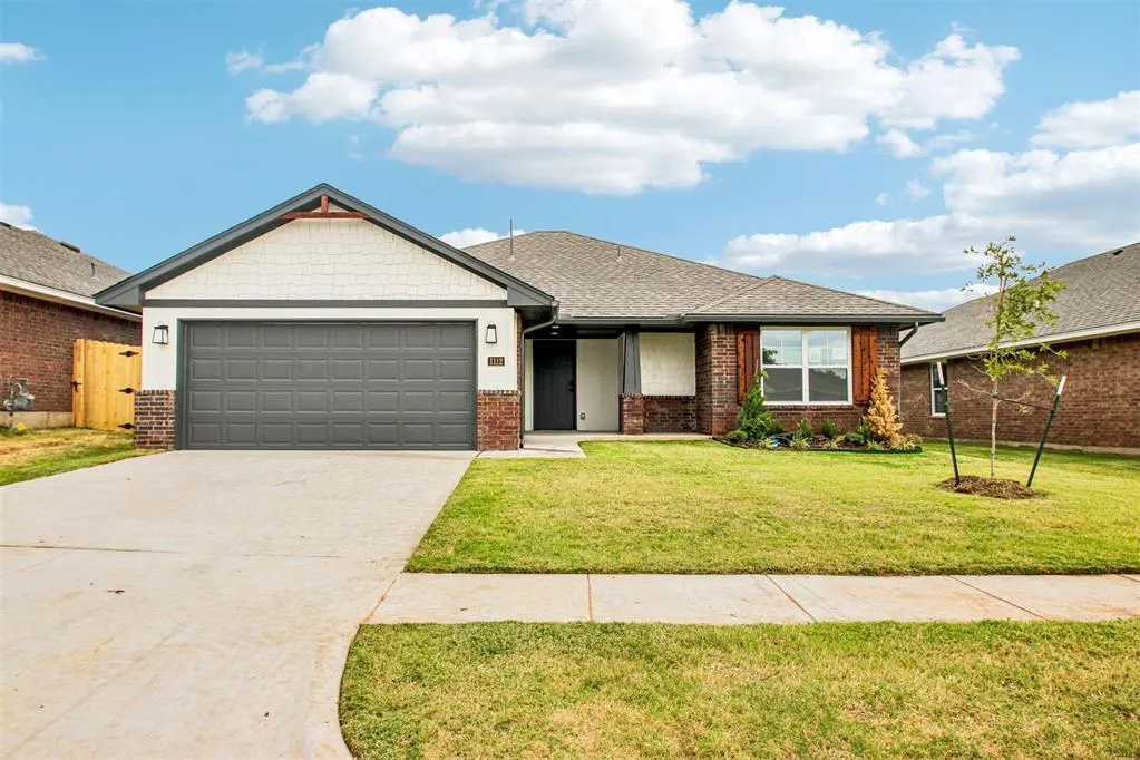 Front exterior — 1112 Redwood Creek Drive, Yukon, OK 73099