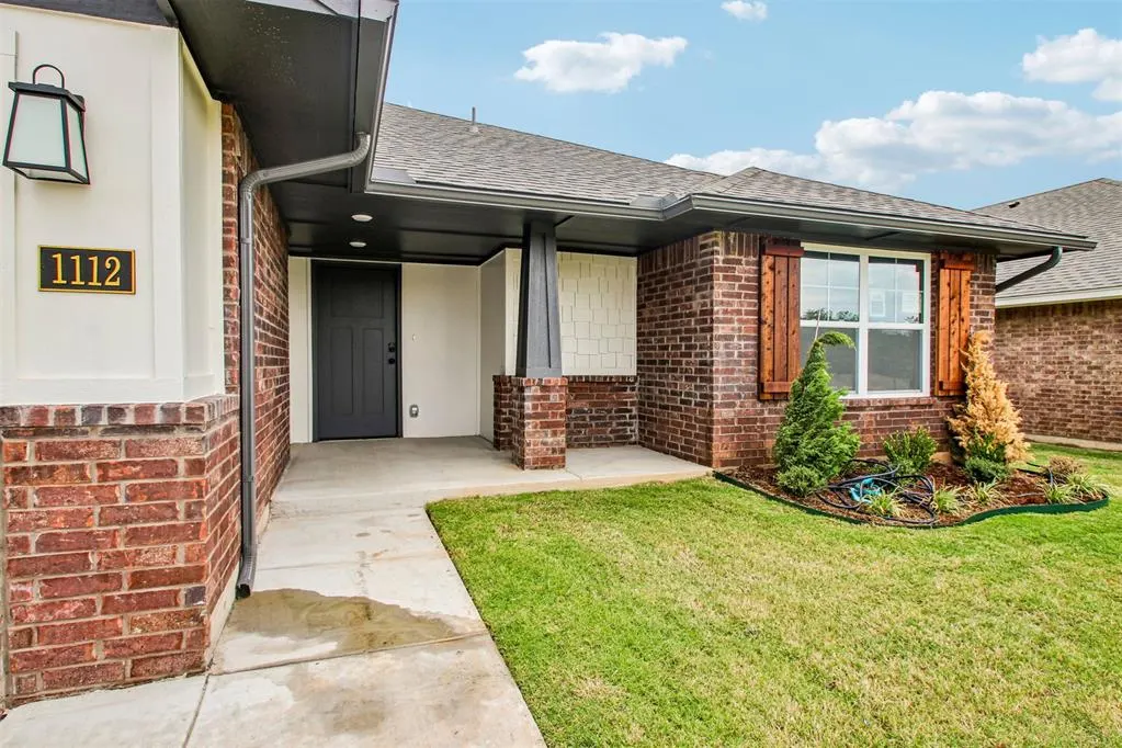 Photo 4 — 1112 Redwood Creek Drive, Yukon, OK 73099