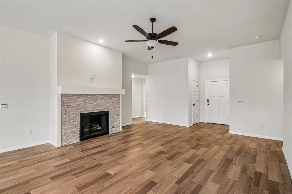 Photo 7 — 1112 Redwood Creek Drive, Yukon, OK 73099