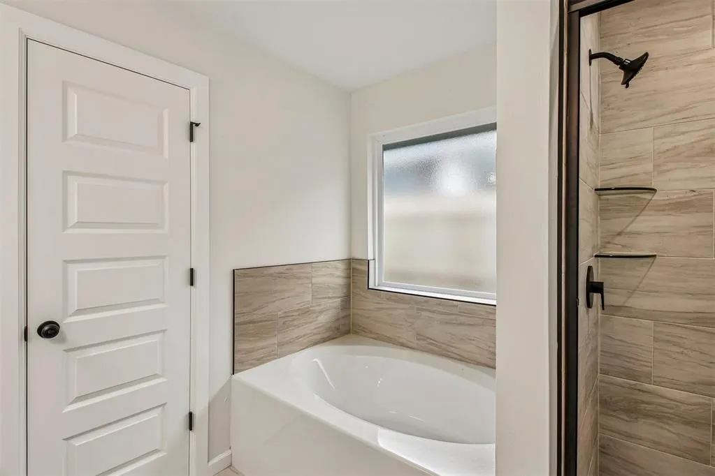 Photo 25 — 1112 Redwood Creek Drive, Yukon, OK 73099
