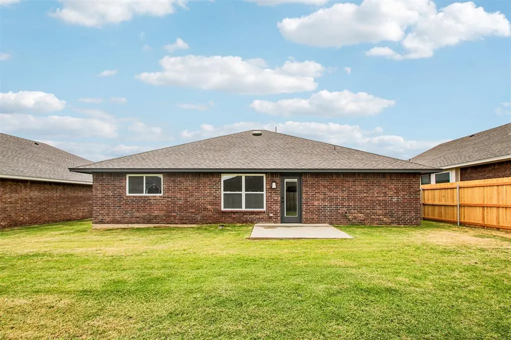Photo 33 — 1112 Redwood Creek Drive, Yukon, OK 73099