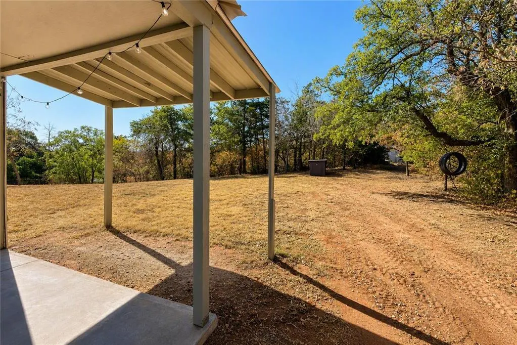 Photo 20 — 21201 E Sixth Street, Hinton, OK 73047