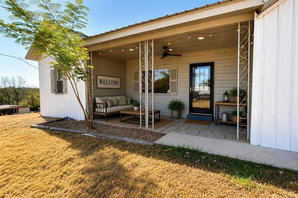 Photo 39 — 21201 E Sixth Street, Hinton, OK 73047