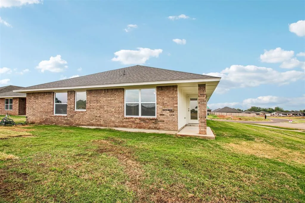 Photo 33 — 1117 Redwood Creek Drive, Yukon, OK 73099