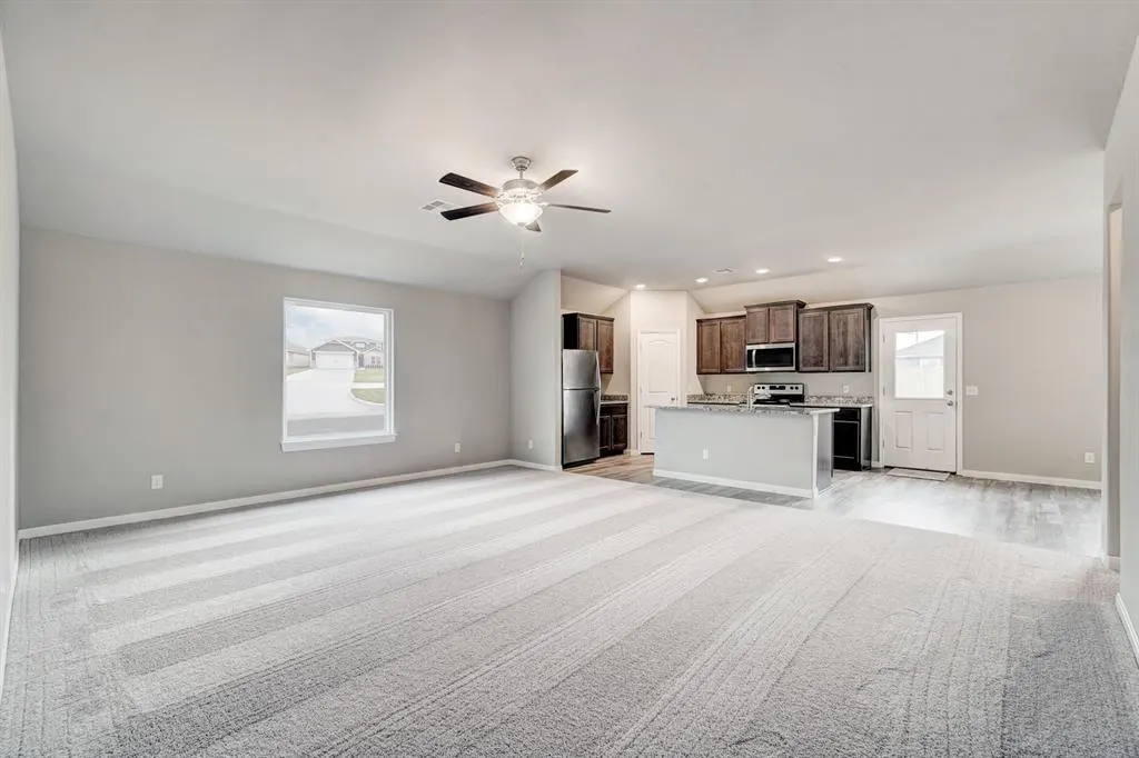 Photo 3 — 1902 Palmatum Road, El Reno, OK 73036
