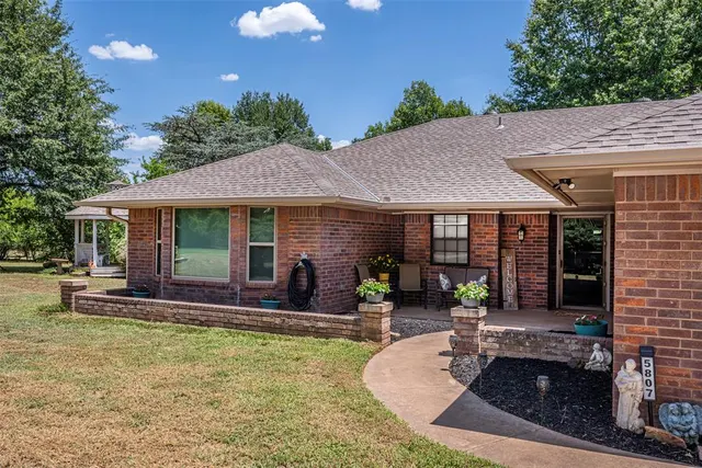 Photo 3 — 5807 E Tyler Drive, Tuttle, OK 73089