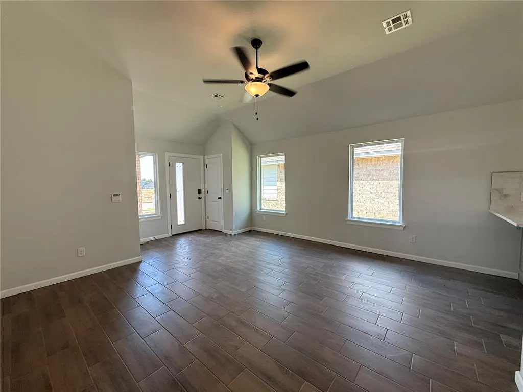 Photo 3 — 13908 Mondello Lane, Oklahoma City, OK 73170