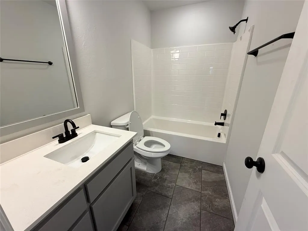 Photo 10 — 13908 Mondello Lane, Oklahoma City, OK 73170