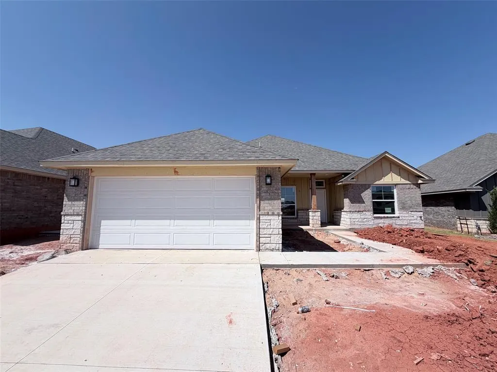 Front exterior — 19501 Birchfield Drive, Edmond, OK 73012