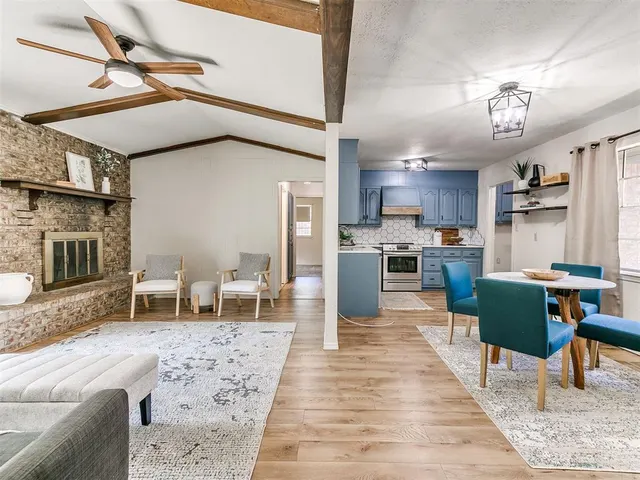 Photo 5 — 2202 Louise Lane, Norman, OK 73071