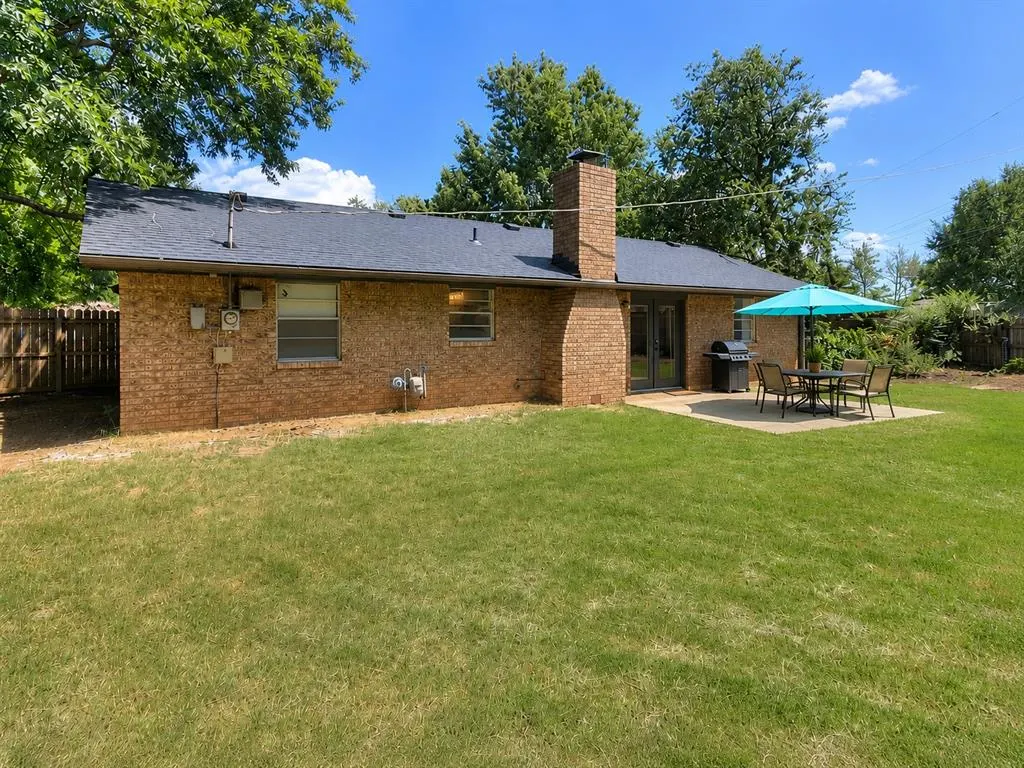 Photo 26 — 2202 Louise Lane, Norman, OK 73071