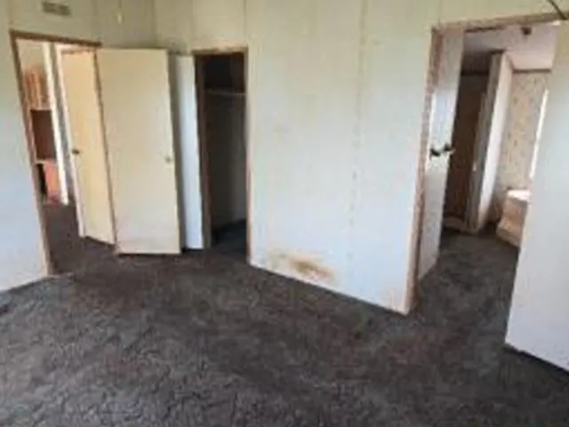 Photo 6 — 401 E 1st Street, Foss, OK 73647