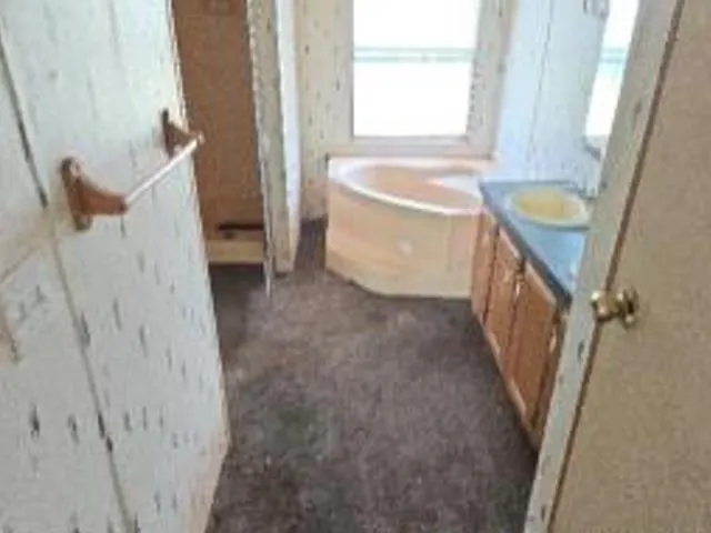 Photo 7 — 401 E 1st Street, Foss, OK 73647