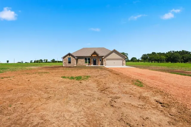 Photo 2 — 40155 Green Prairie, Wanette, OK 74878