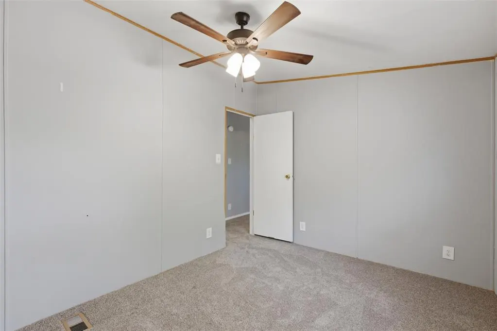 Photo 13 — 10100 Summerset Lane, Choctaw, OK 73020