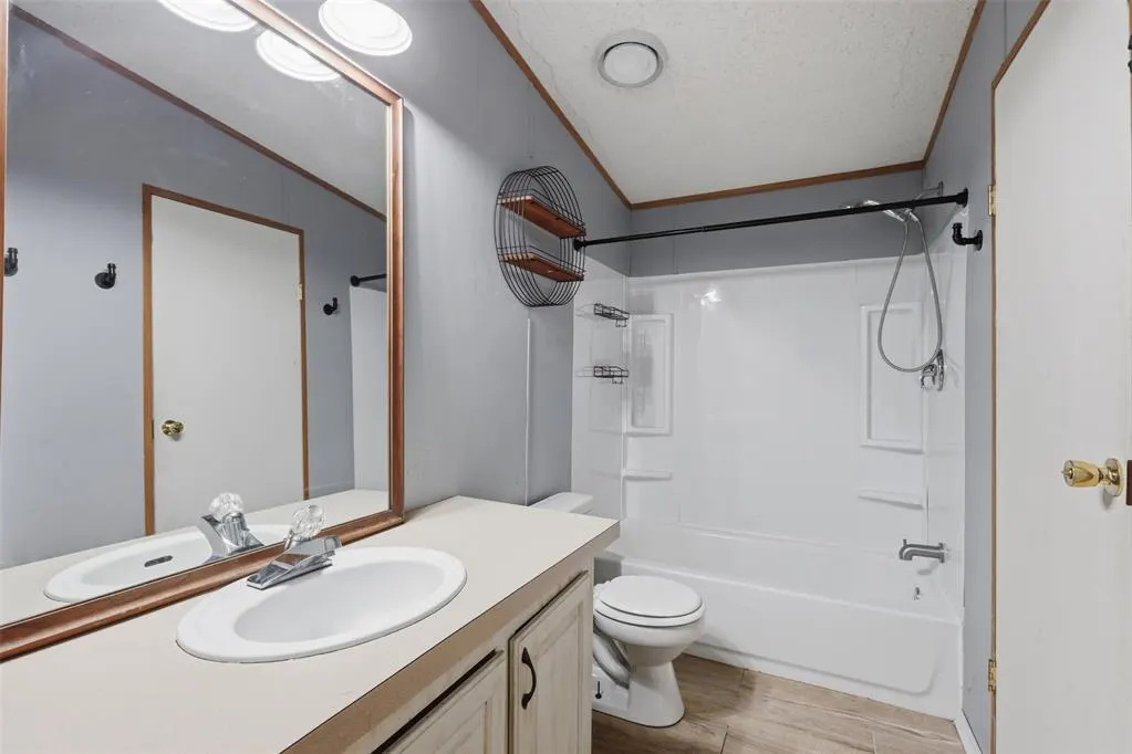 Photo 14 — 10100 Summerset Lane, Choctaw, OK 73020