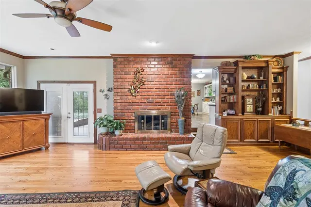 Photo 6 — 9409 SILVER LAKE Drive, Oklahoma City, OK 73162-7526