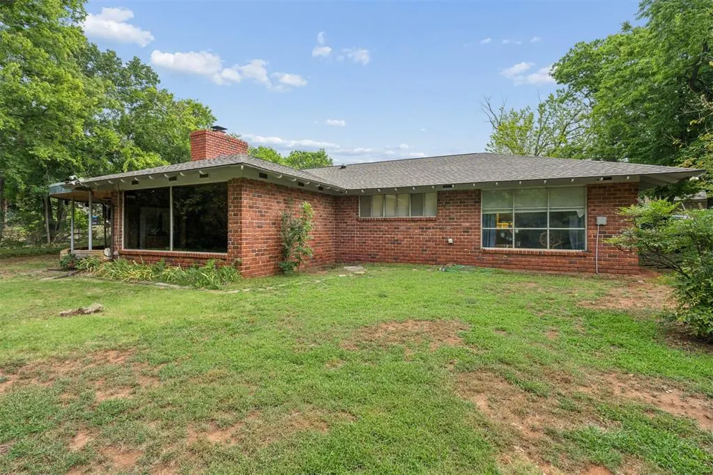 Photo 35 — 9409 SILVER LAKE Drive, Oklahoma City, OK 73162-7526