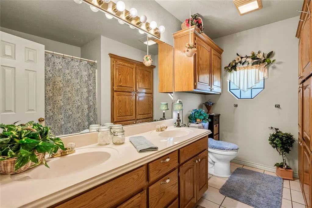 Photo 23 — 11 NW Sandy Trail Lane, Lawton, OK 73505