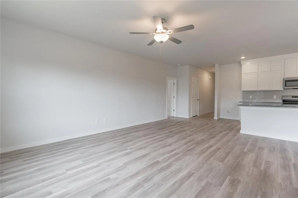 Photo 9 — 5260 Bluestem Avenue, Guthrie, OK 73044