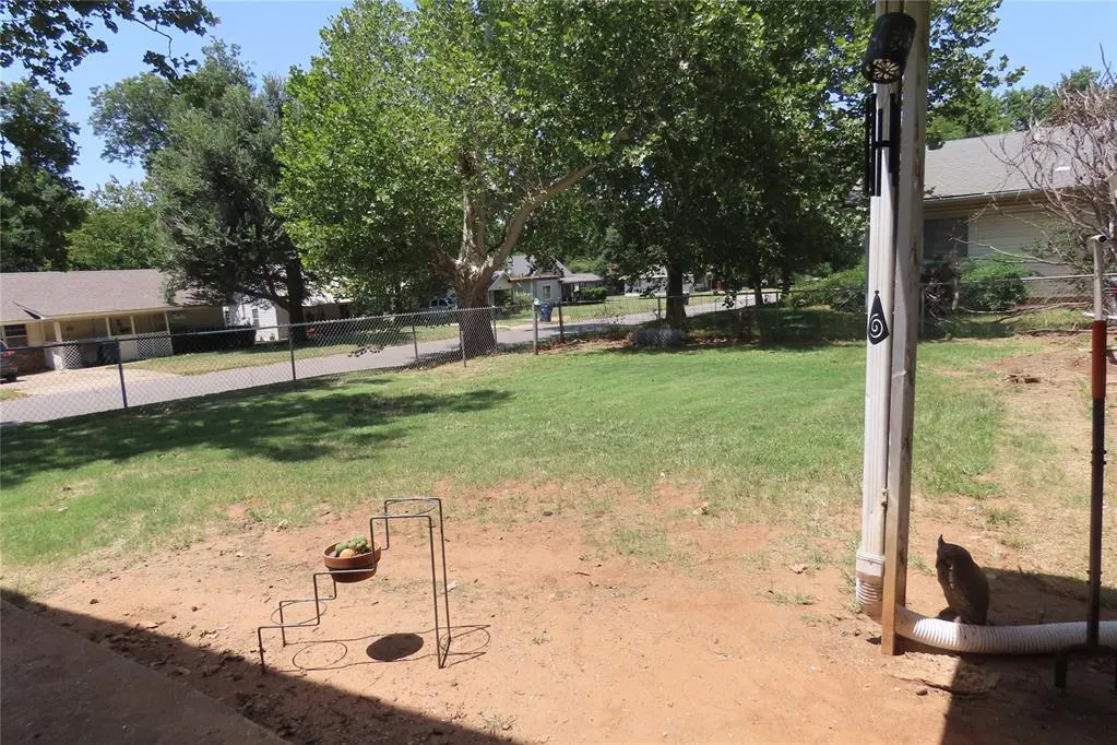 Photo 27 — 1228 W Florida Avenue, Chickasha, OK 73018