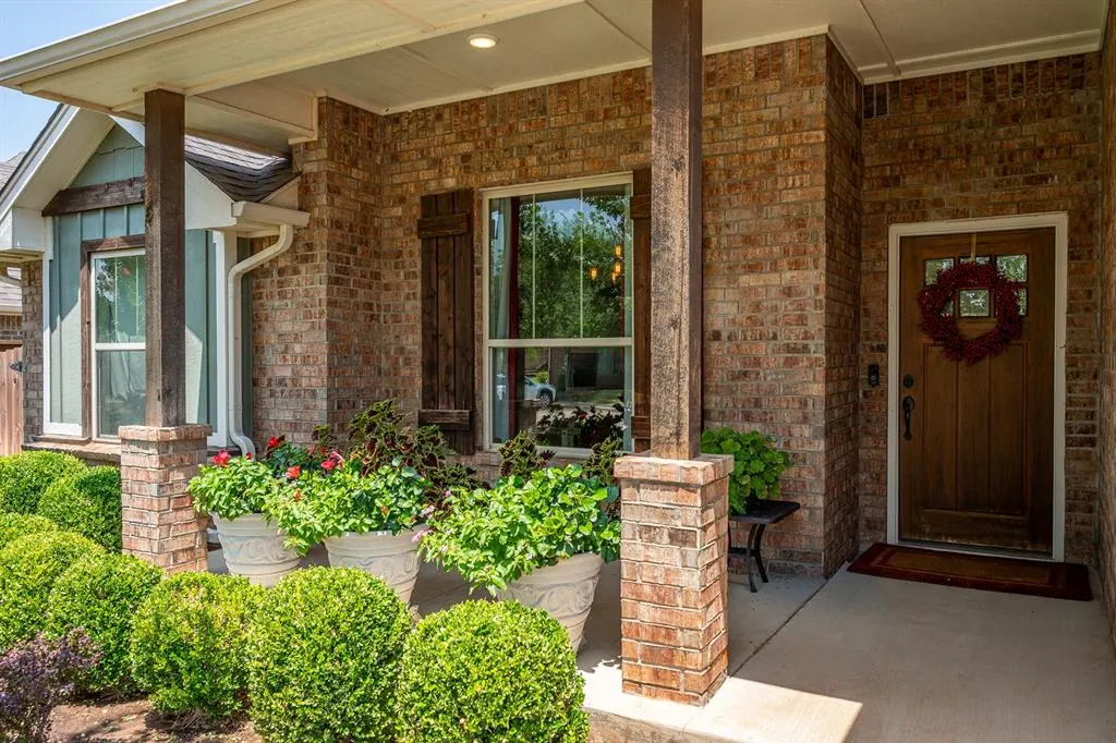 Photo 2 — 8621 NW 127th Street, Oklahoma City, OK 73142