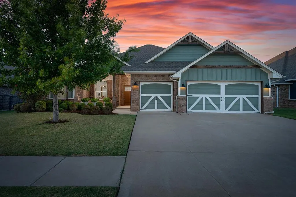 Front exterior — 8621 NW 127th Street, Oklahoma City, OK 73142