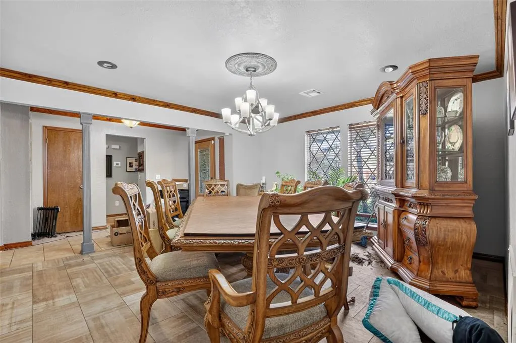 Photo 6 — 3012 N Meadowood Drive, Oklahoma City, OK 73110