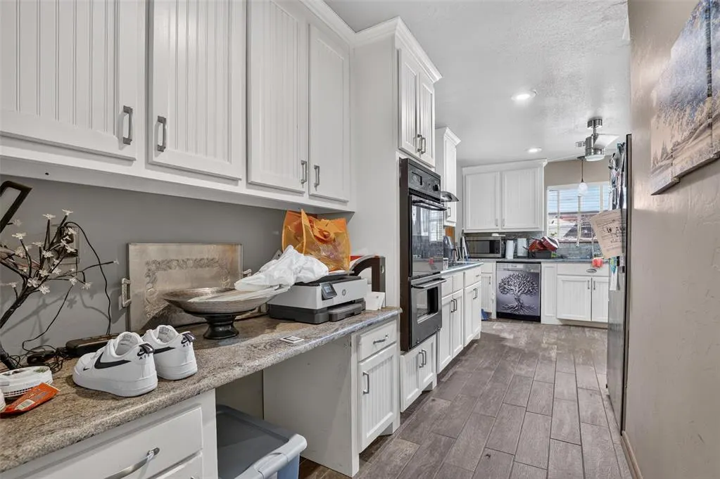 Photo 10 — 3012 N Meadowood Drive, Oklahoma City, OK 73110