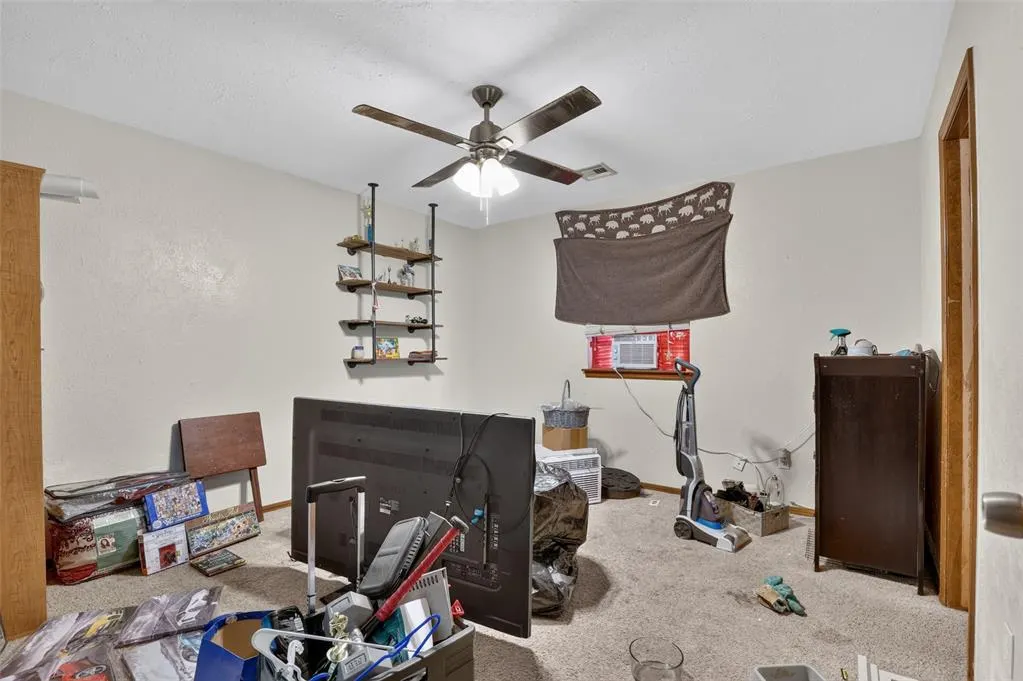 Photo 19 — 3012 N Meadowood Drive, Oklahoma City, OK 73110