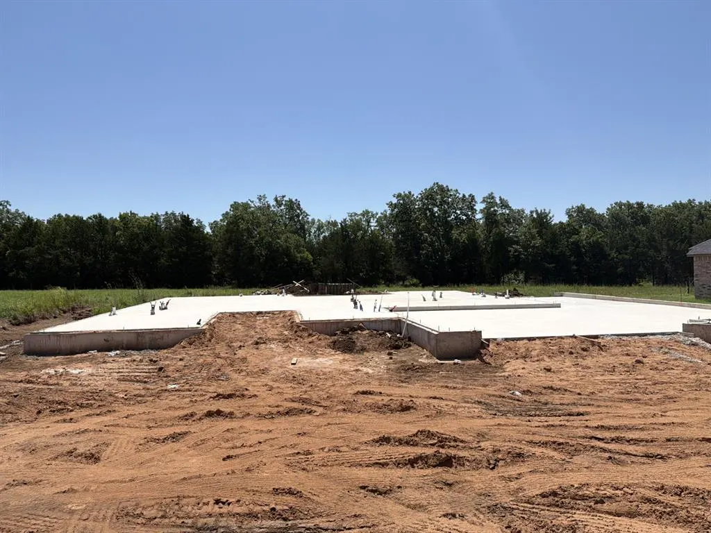 Front exterior — 2805 E Cedar Creek Pass, Stillwater, OK 74074