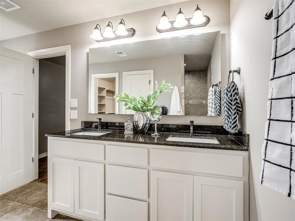 Photo 21 — 4901 Wister Lane, Edmond, OK 73025