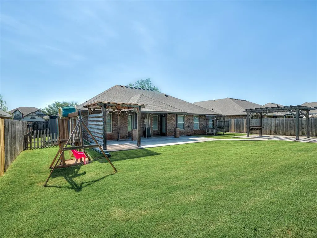 Photo 39 — 4901 Wister Lane, Edmond, OK 73025