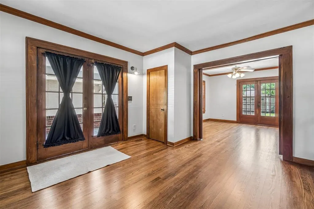 Photo 4 — 208 NW 17th Street, Oklahoma City, OK 73103