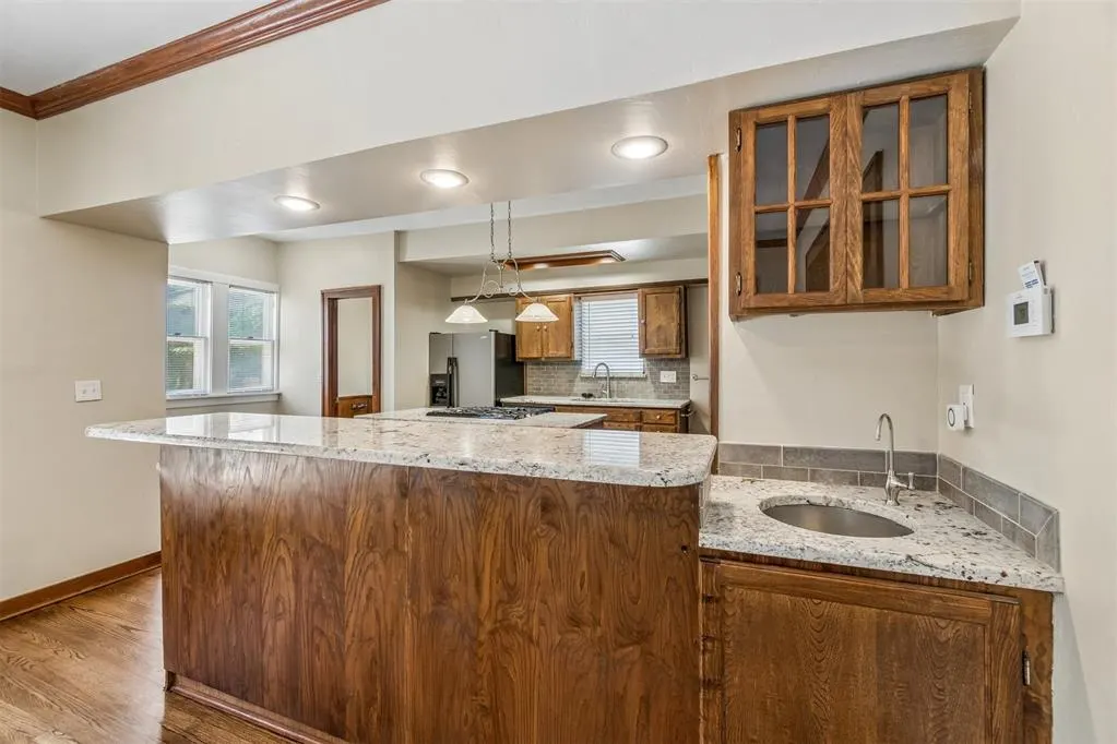 Photo 10 — 208 NW 17th Street, Oklahoma City, OK 73103
